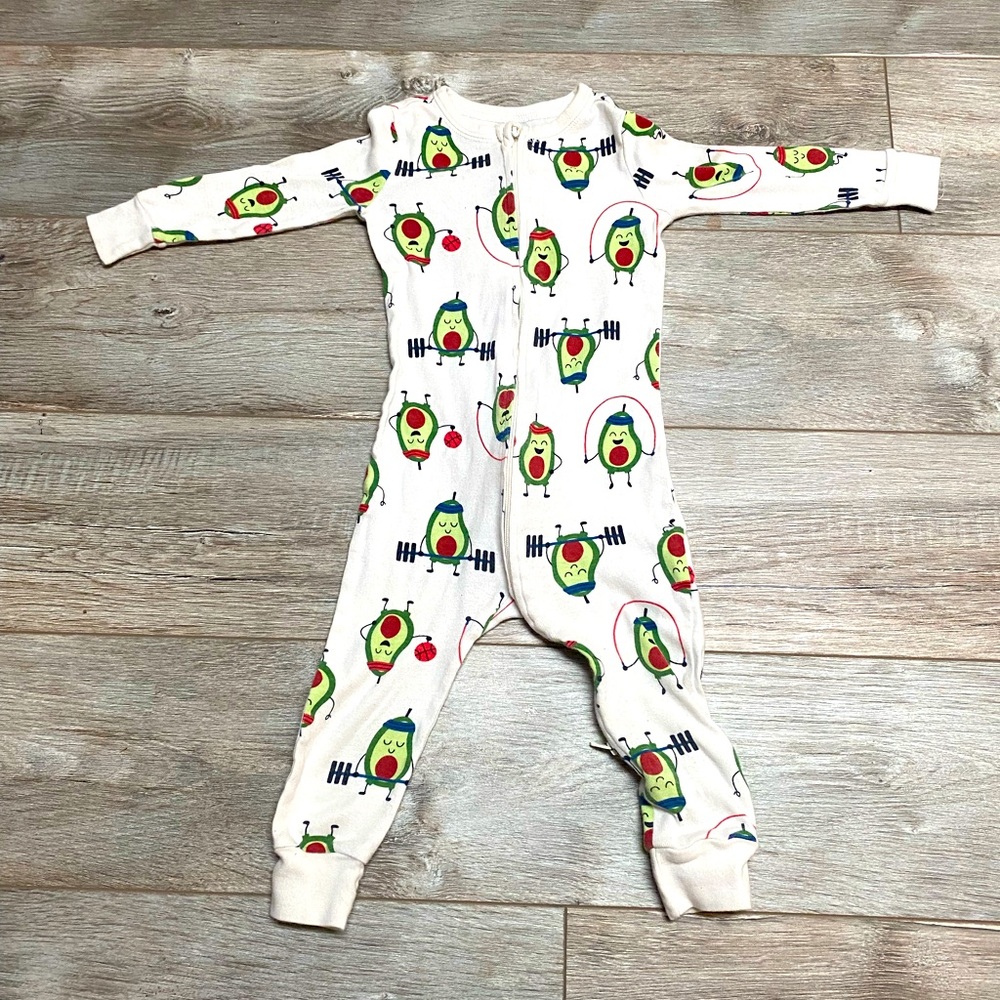 Old Navy Avocado PJs🥑🥑